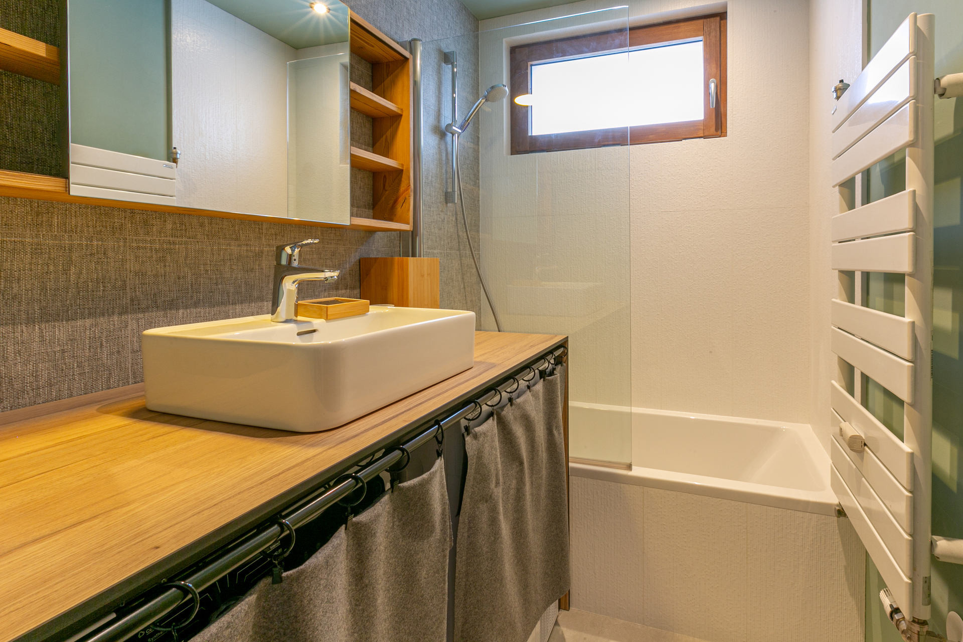 _lv_images__lot_0000290002_11_1456723