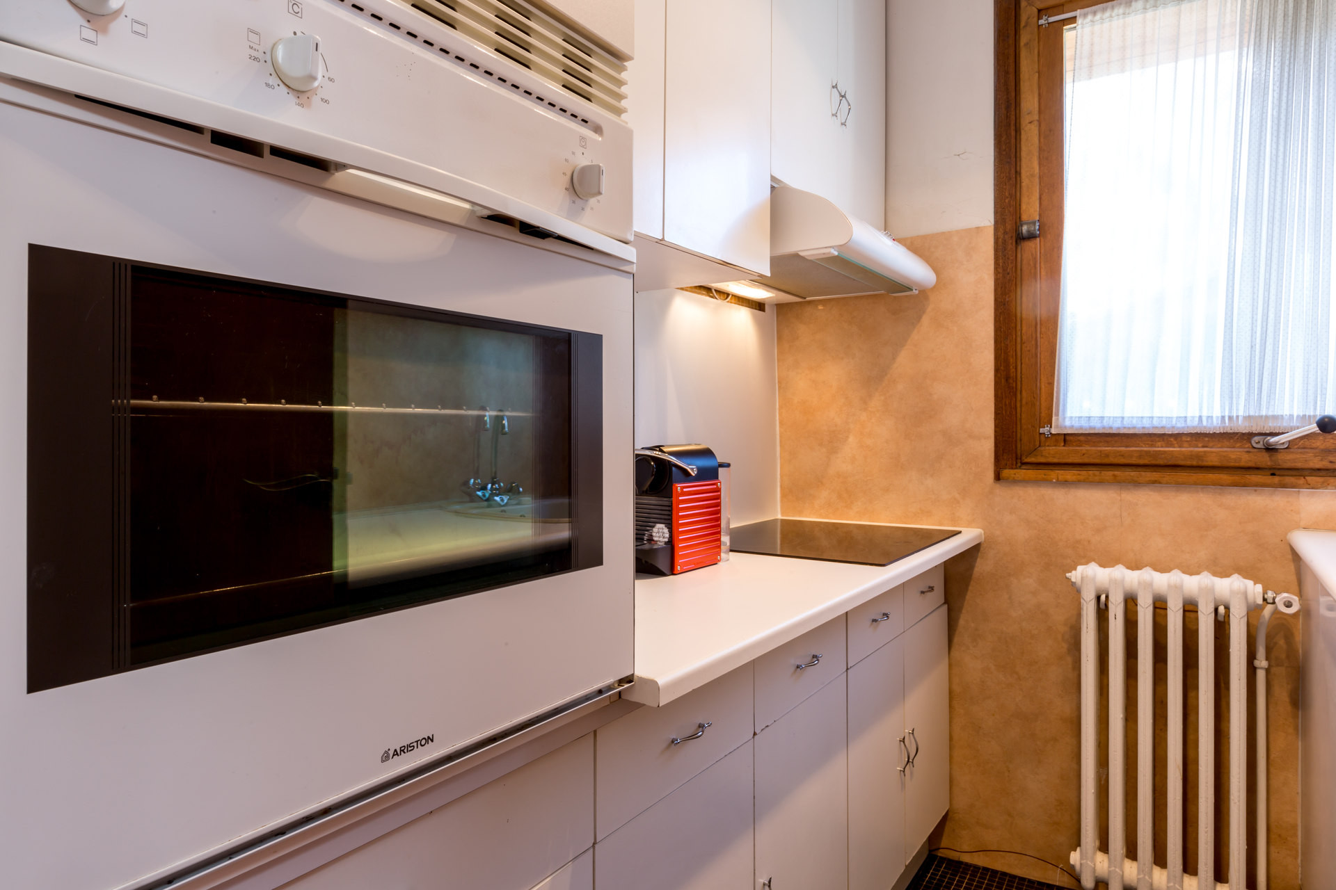 _lv_images__lot_0000300006_07_1457592