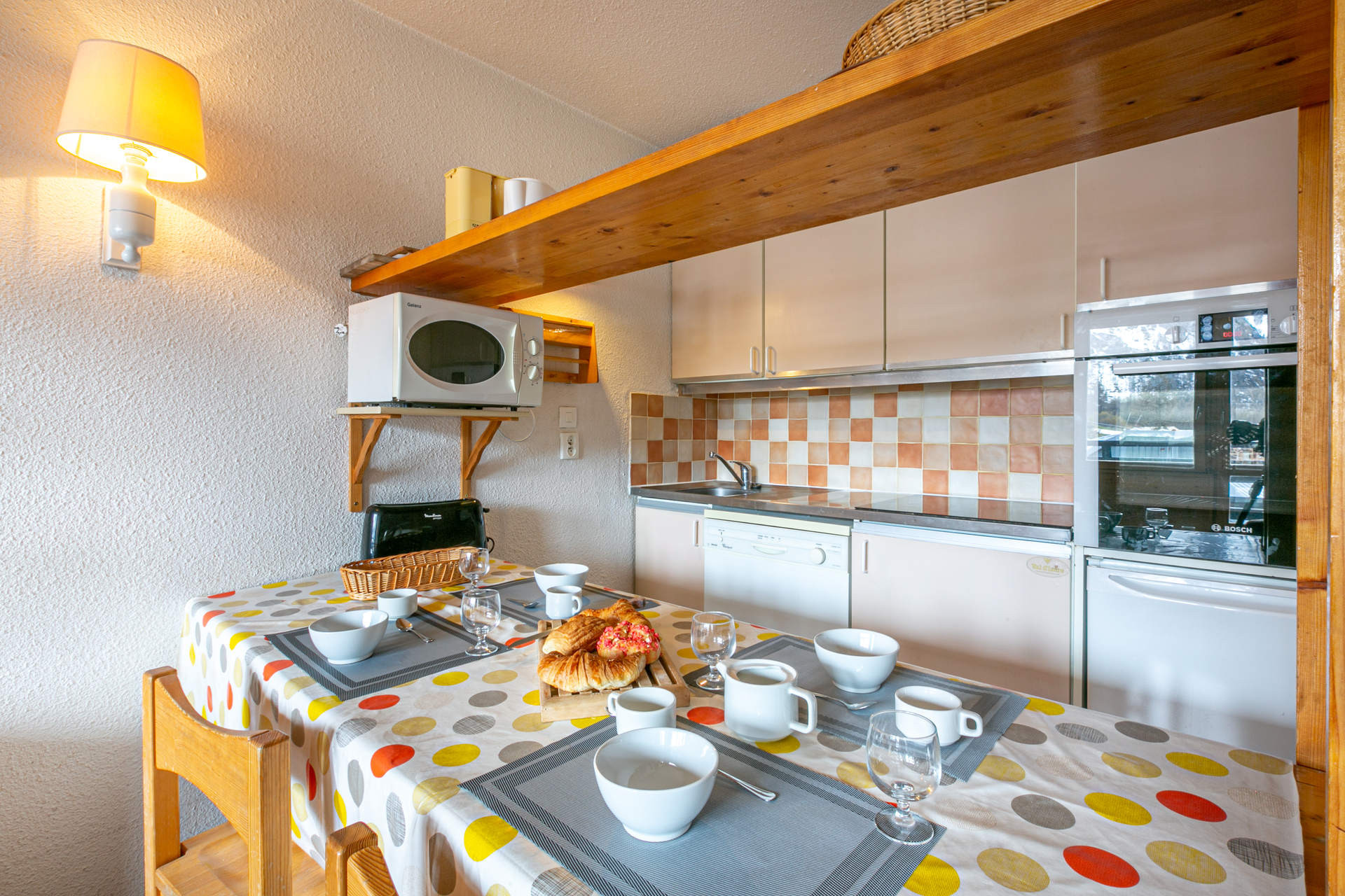 _lv_images__lot_0000370111_06_1456004