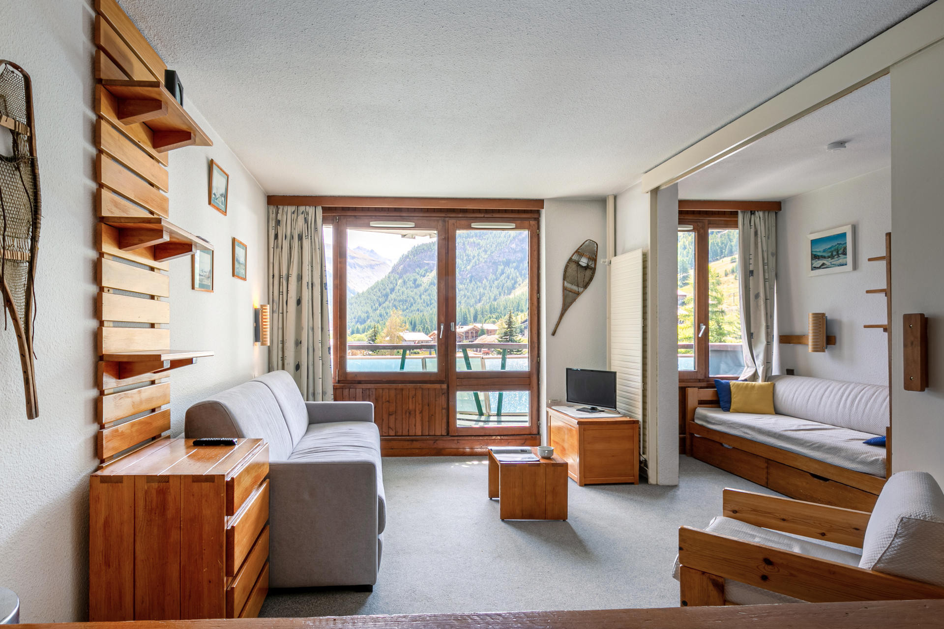 _lv_images__lot_0000370113_03_1455705