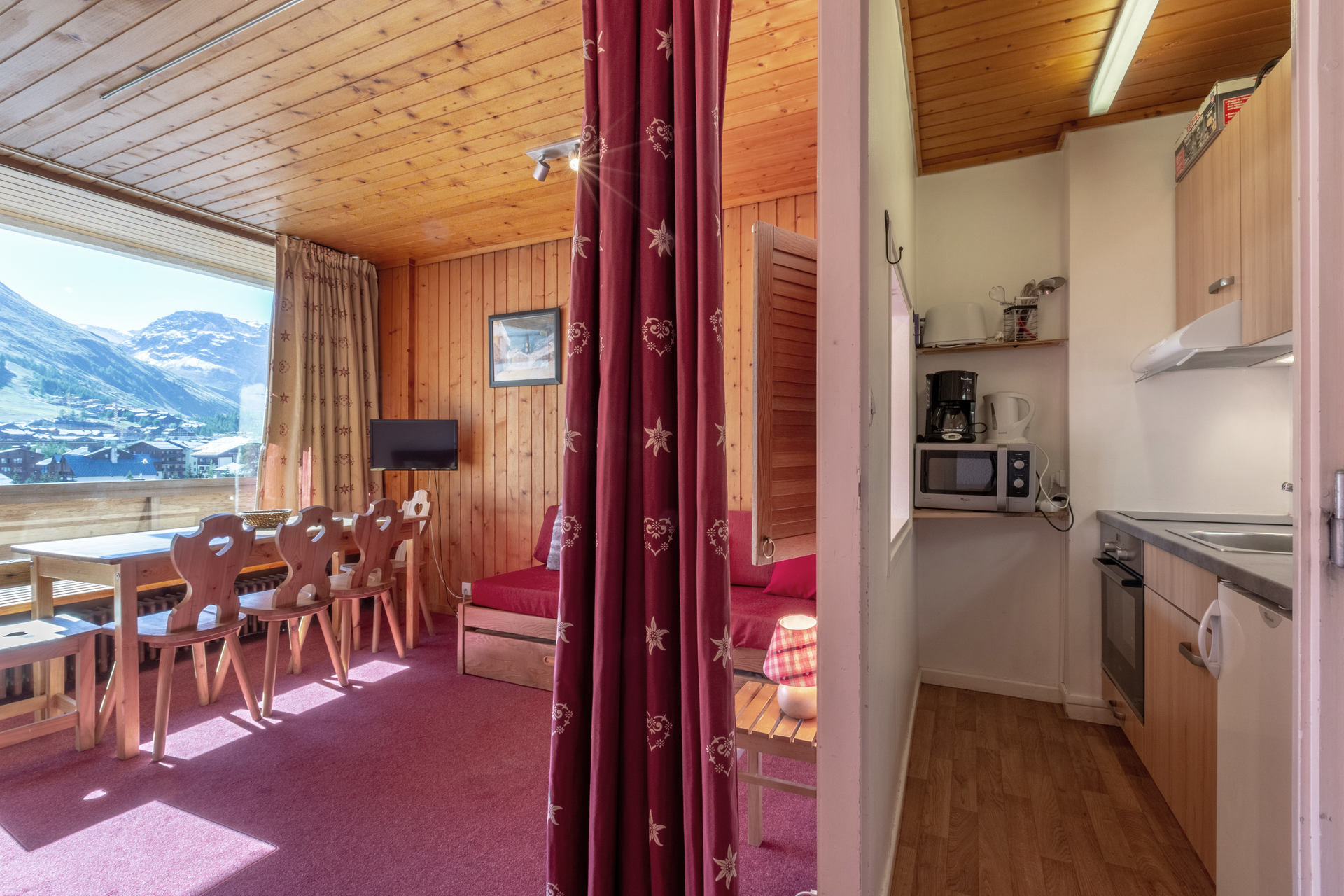 _lv_images__lot_0000380023_04_1458426