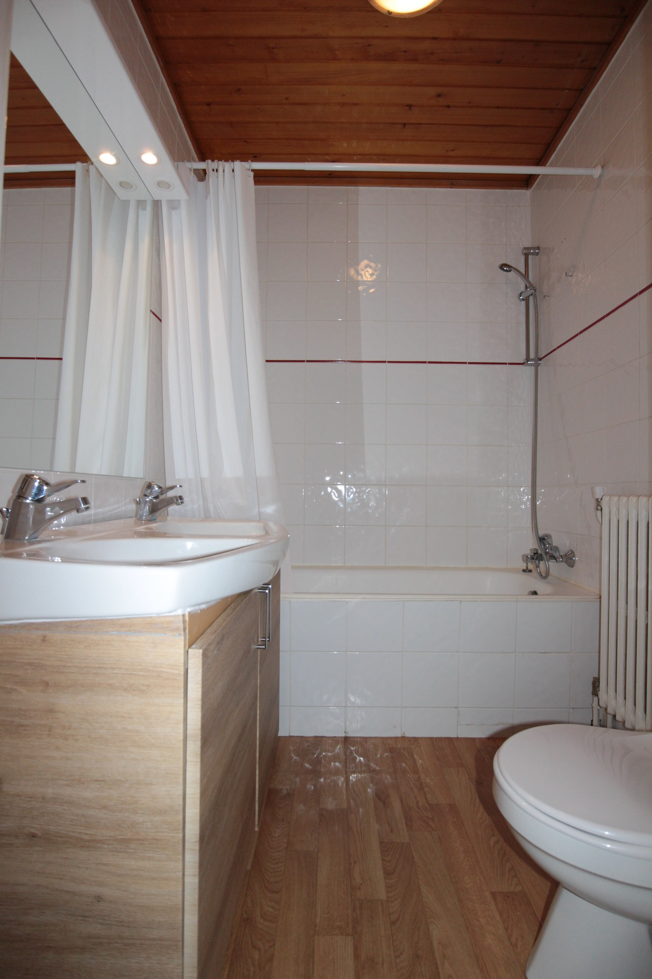 _lv_images__lot_0000380023_07_1458429