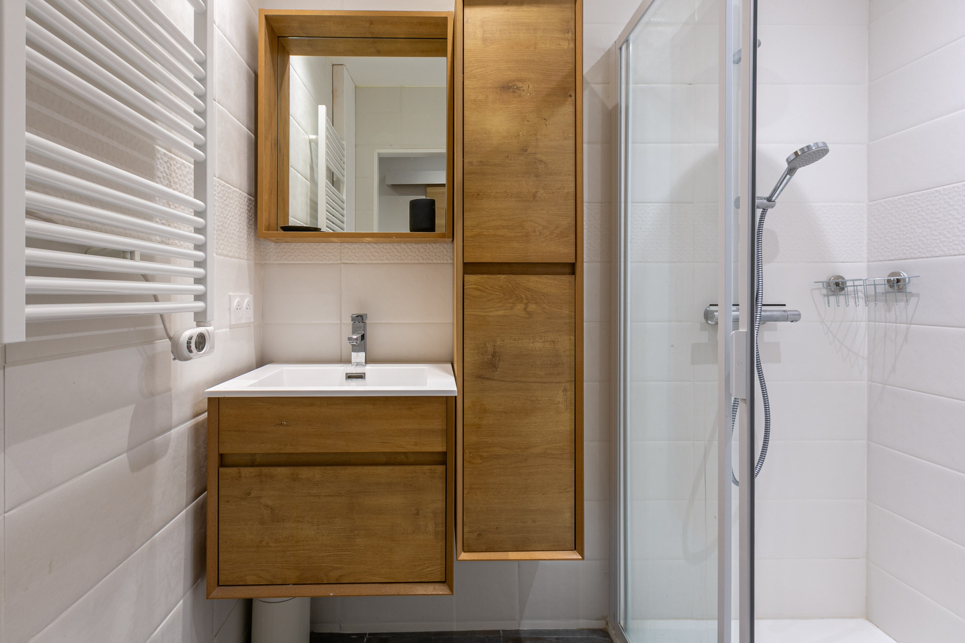 _lv_images__lot_0000380073_09_1458206