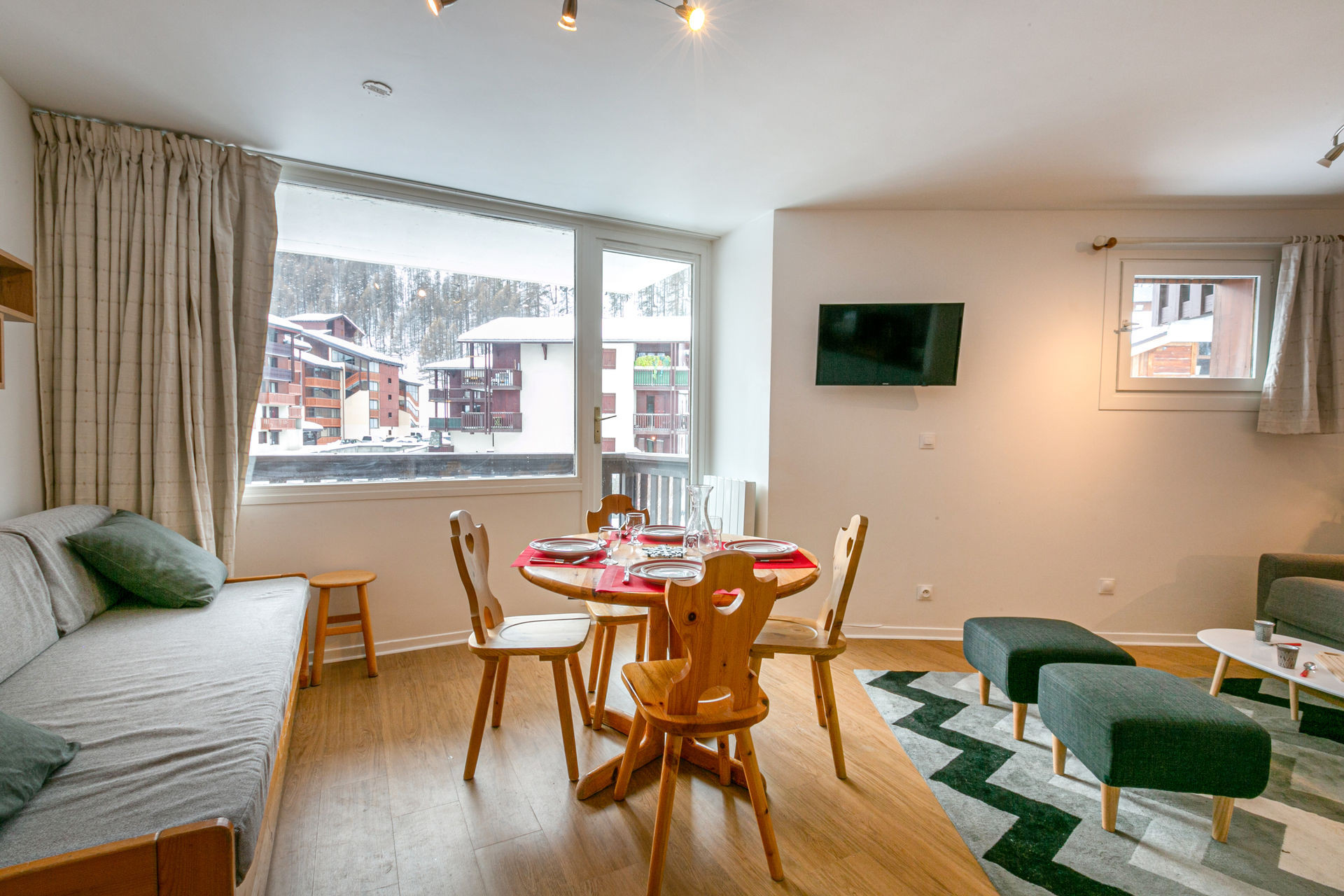 _lv_images__lot_0000400089_01_1455200