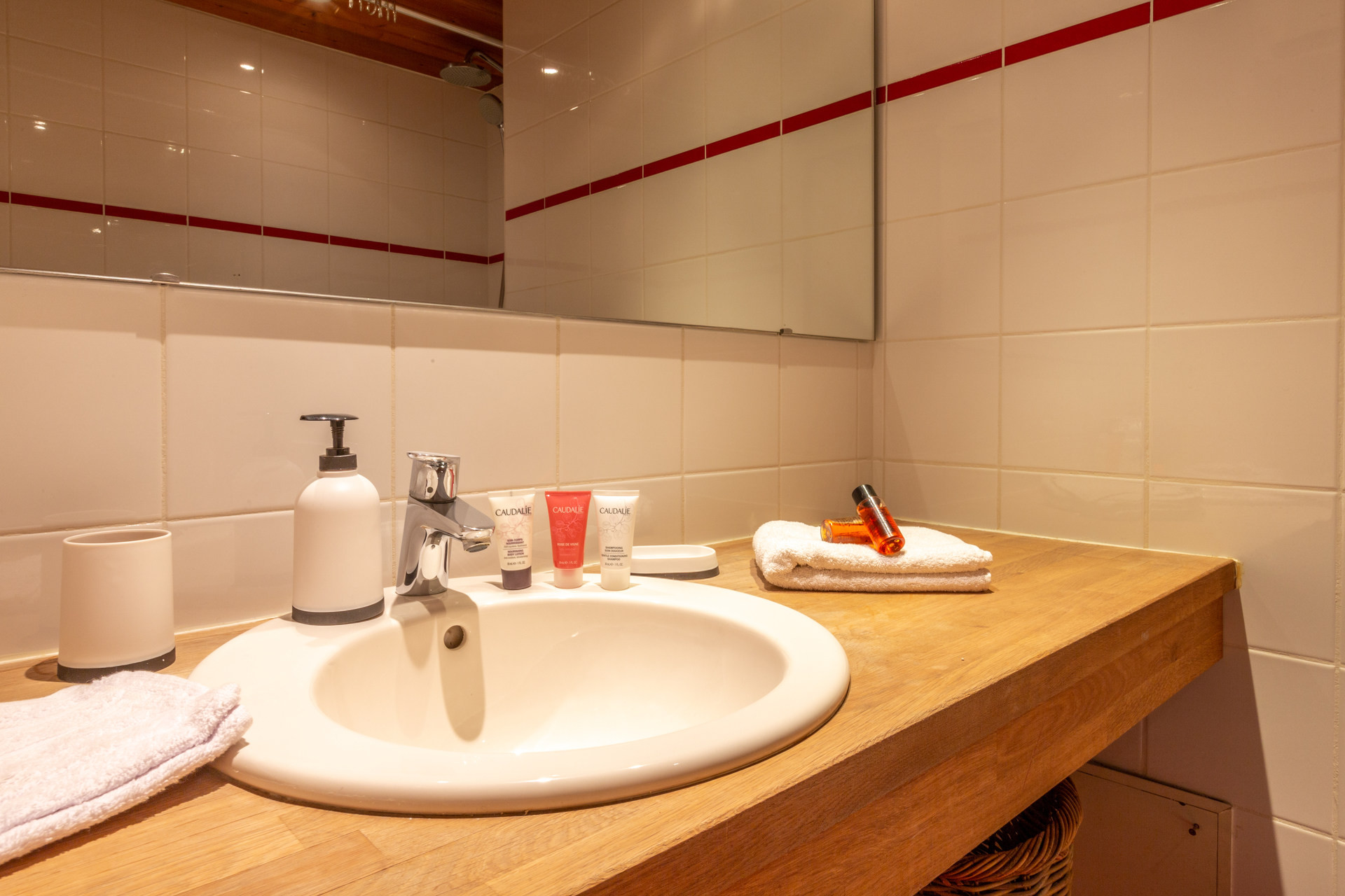 _lv_images__lot_0000410014_07_1455785