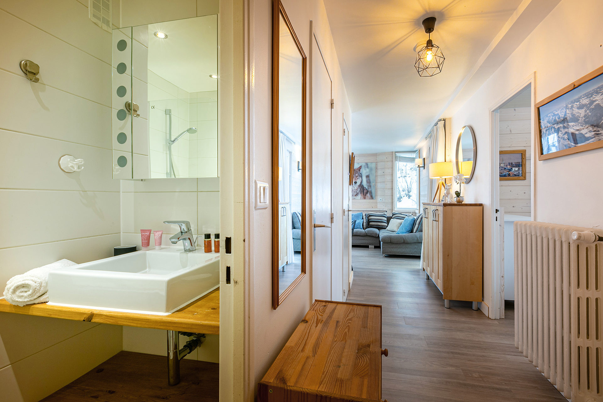 _lv_images__lot_0000430020_09_1457167