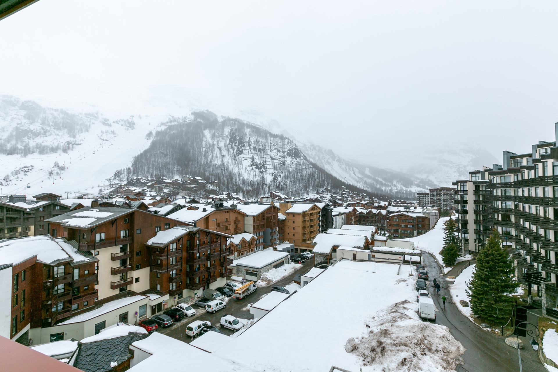 _lv_images__lot_0000430020_14_1457172