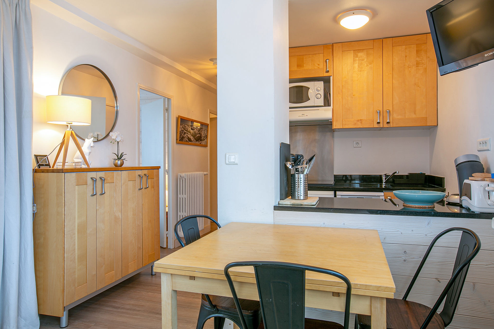 _lv_images__lot_0000430020_15_1457173