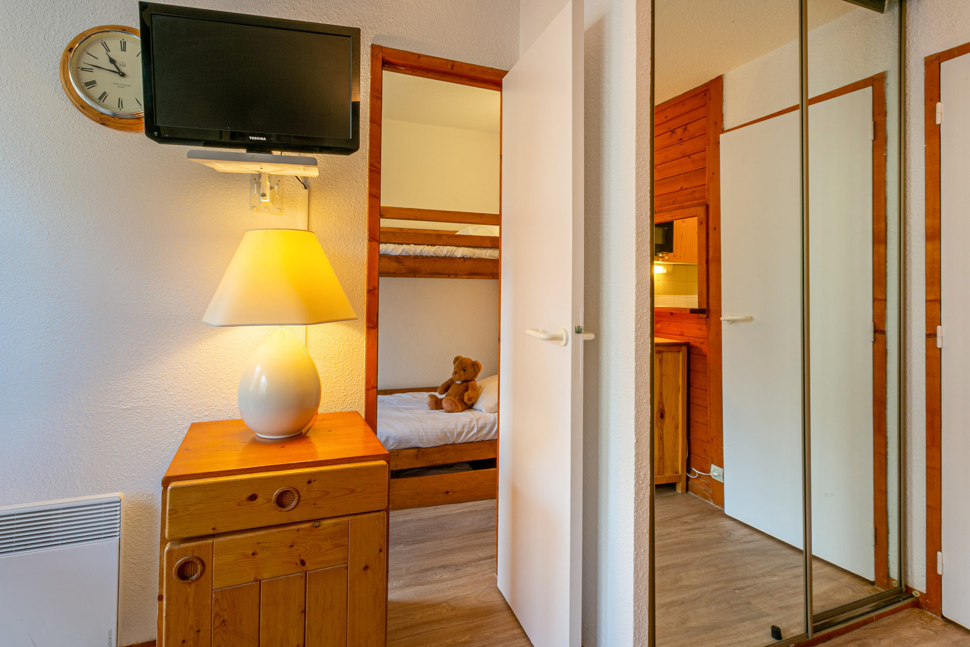 _lv_images__lot_0000720017_06_1456034