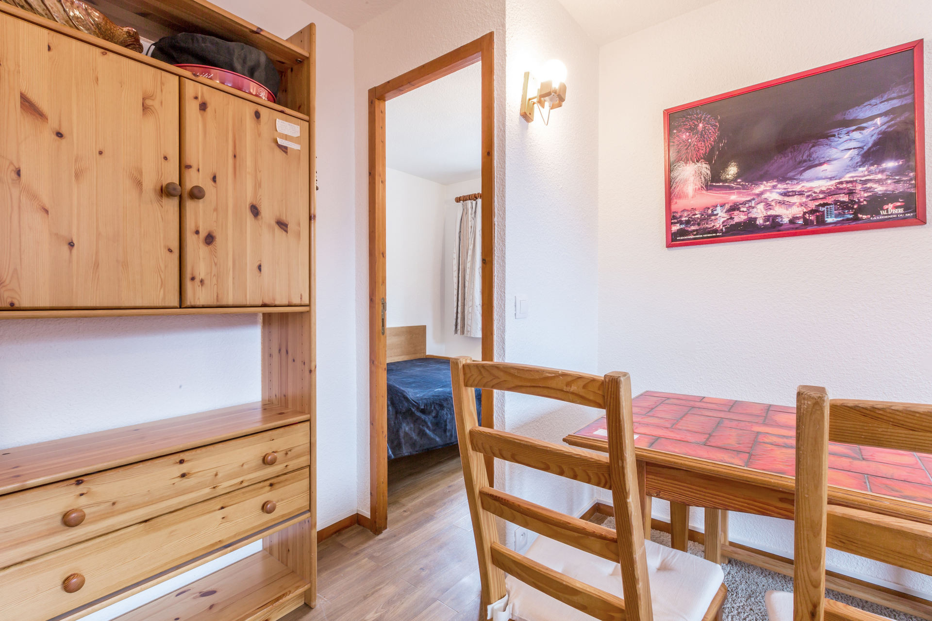 _lv_images__lot_0000720021_13_1458661