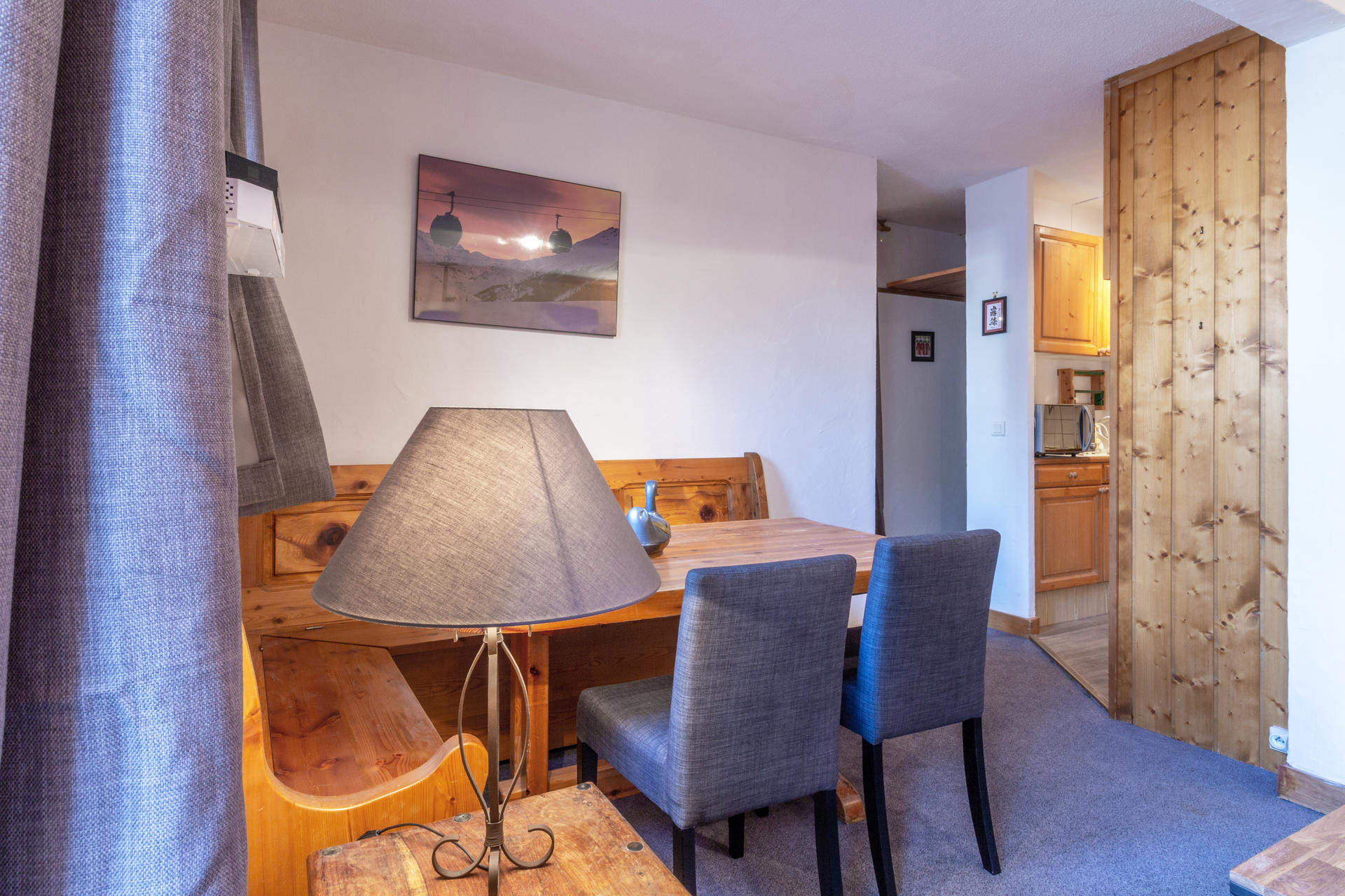 _lv_images__lot_0000730018_05_1457605