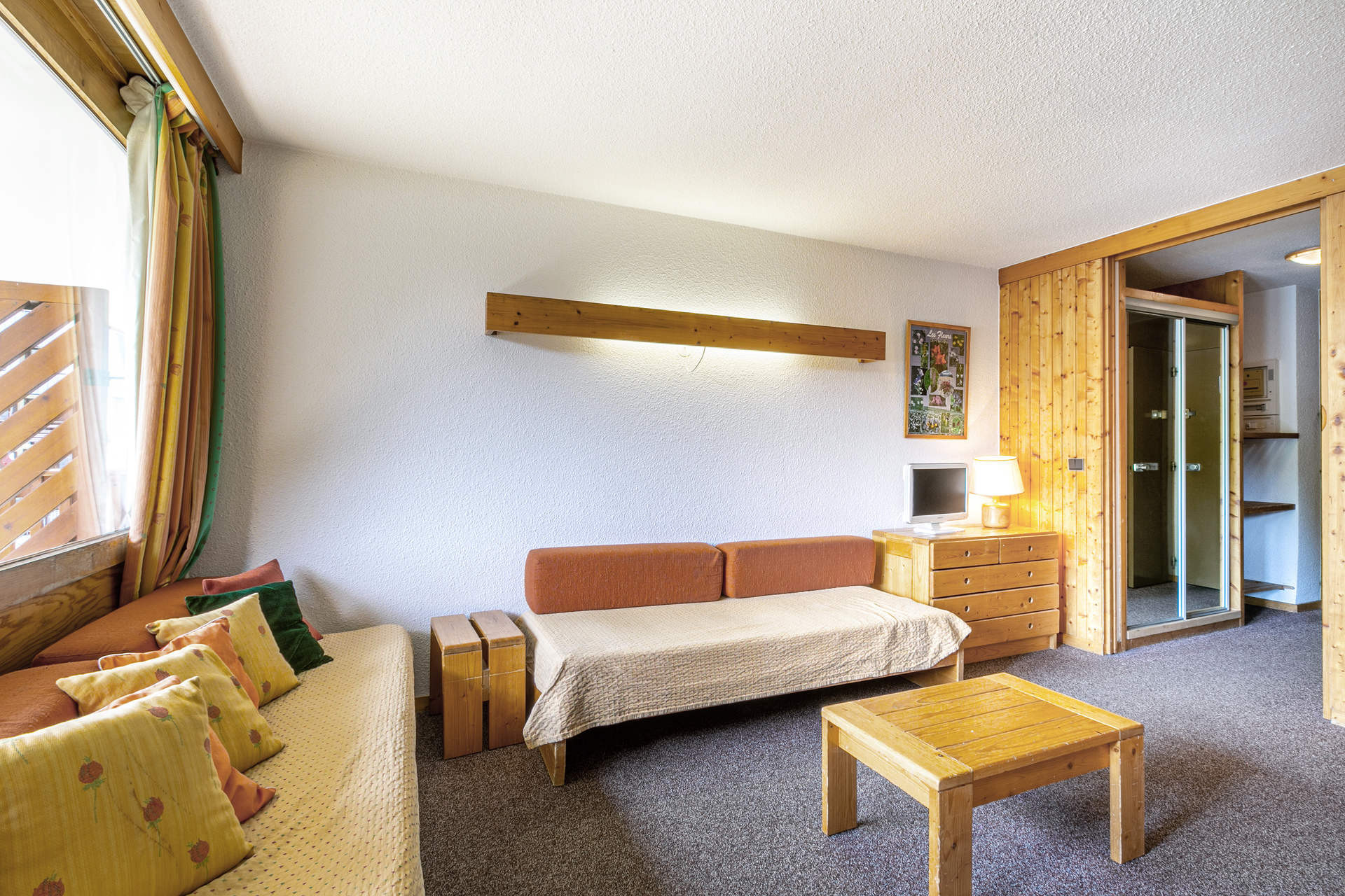 _lv_images__lot_0000760005_02_1455584