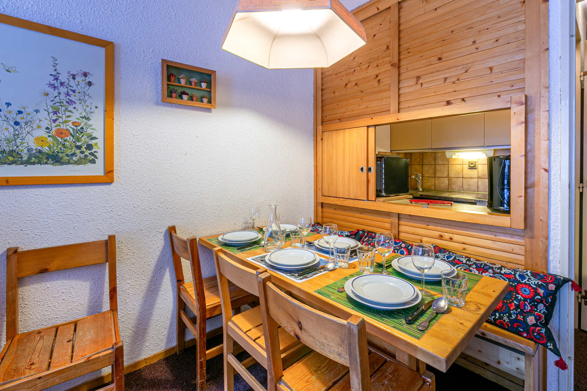 _lv_images__lot_0000810090_03_1458696