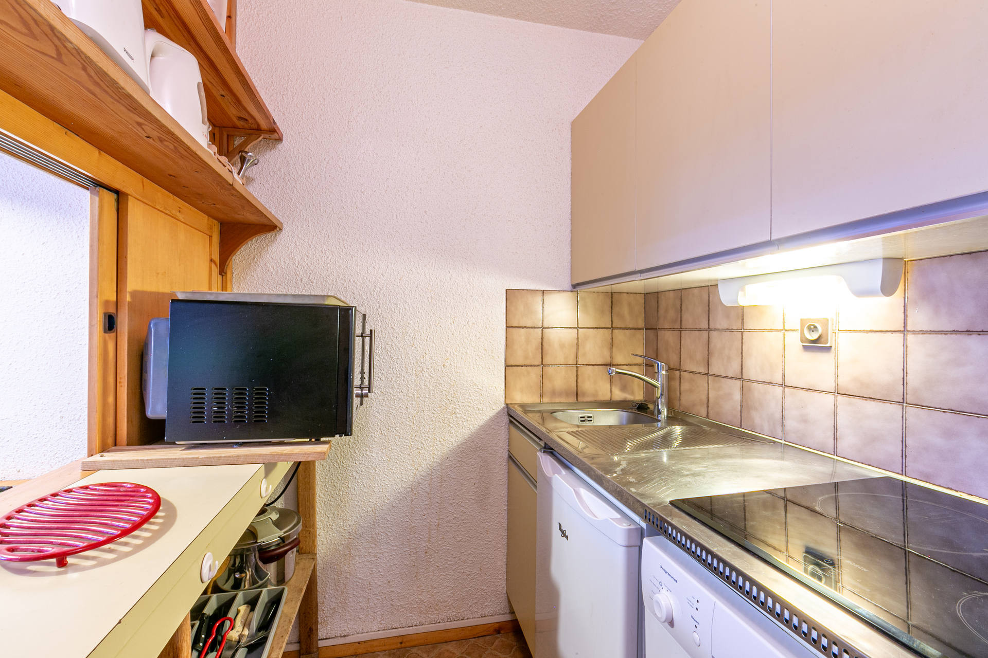 _lv_images__lot_0000810090_06_1458699