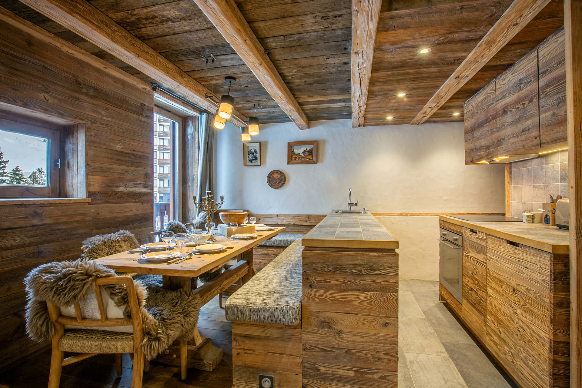 _lv_images__lot_0000810096_04_1454537