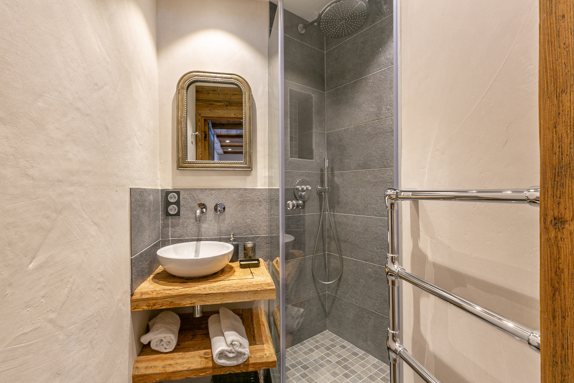 _lv_images__lot_0000810096_14_1454547