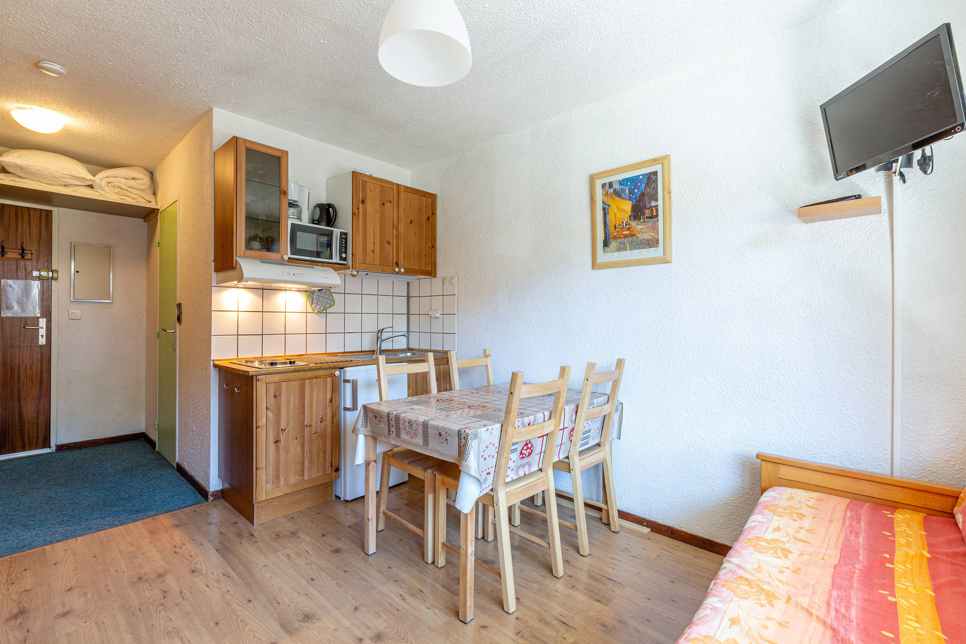 _lv_images__lot_0000920026_03_1456317