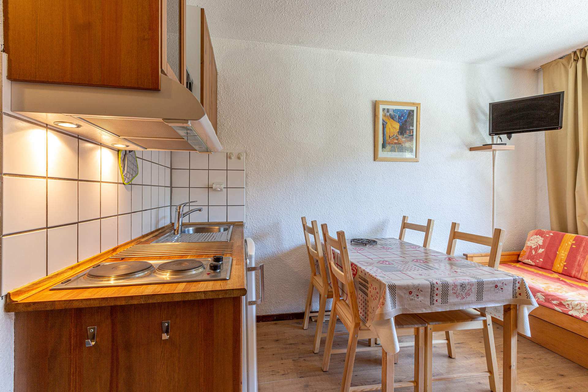 _lv_images__lot_0000920026_11_1456325