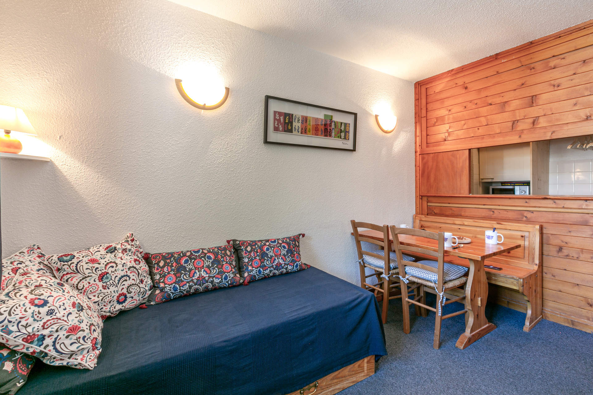 _lv_images__lot_0000940083_10_1457246