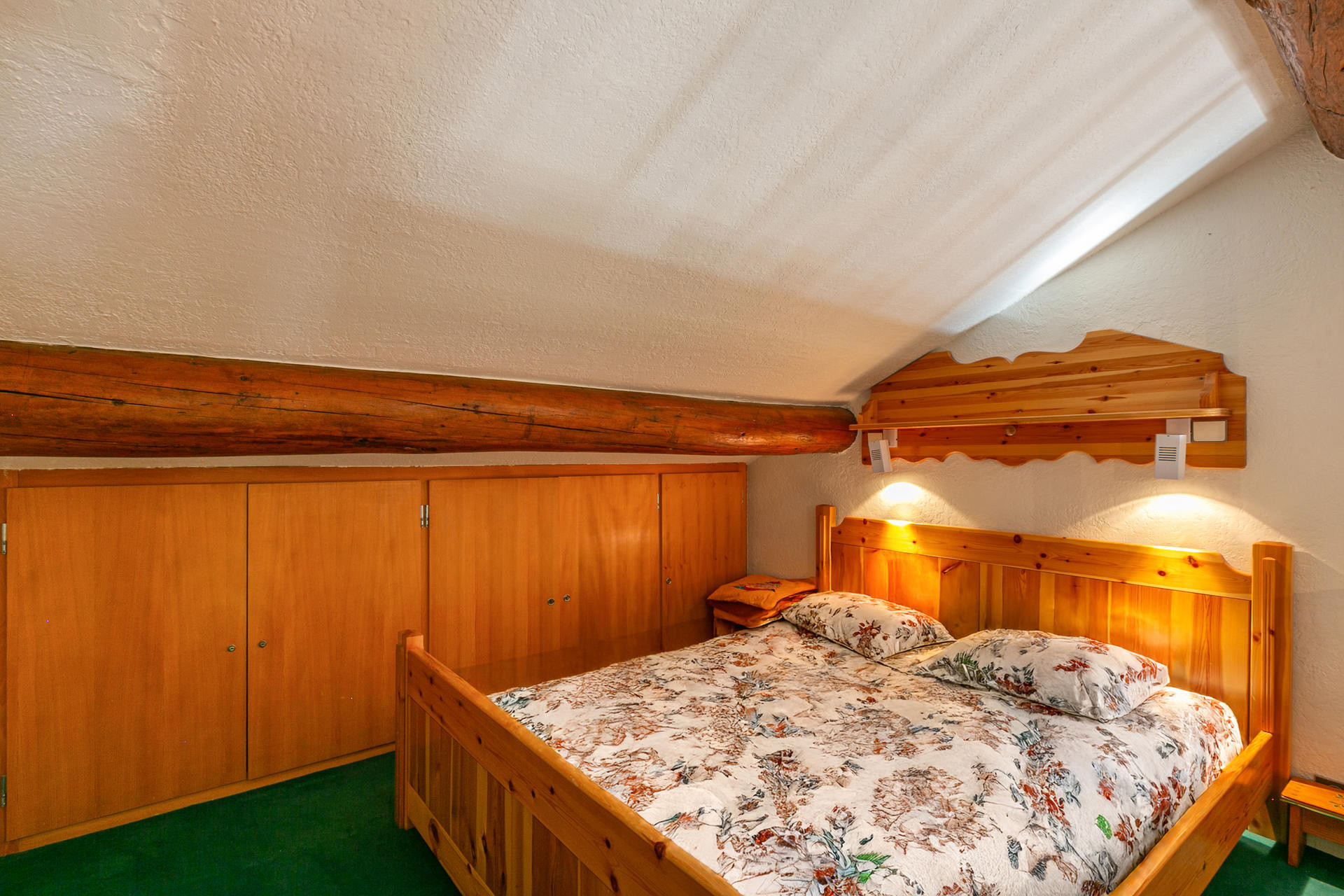 _lv_images__lot_0000980006_06_1457470