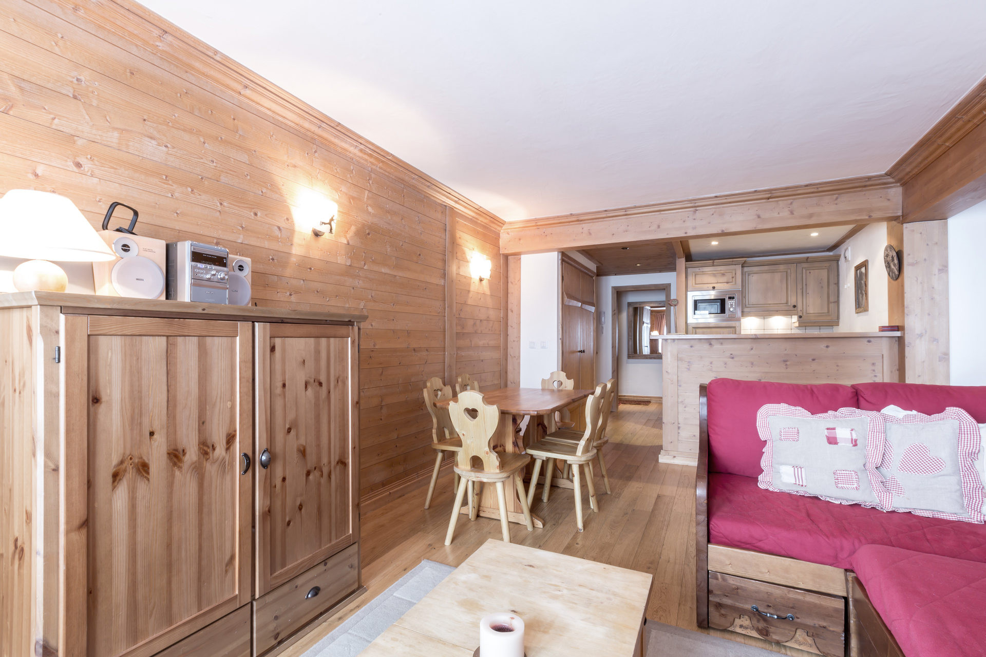 _lv_images__lot_0001080045_02_1455138