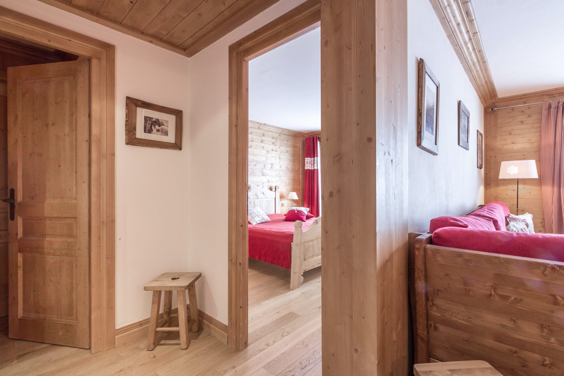 _lv_images__lot_0001080045_07_1455143