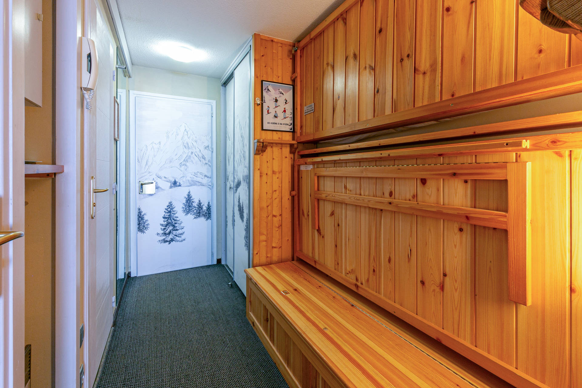 _lv_images__lot_0001110005_06_1456063