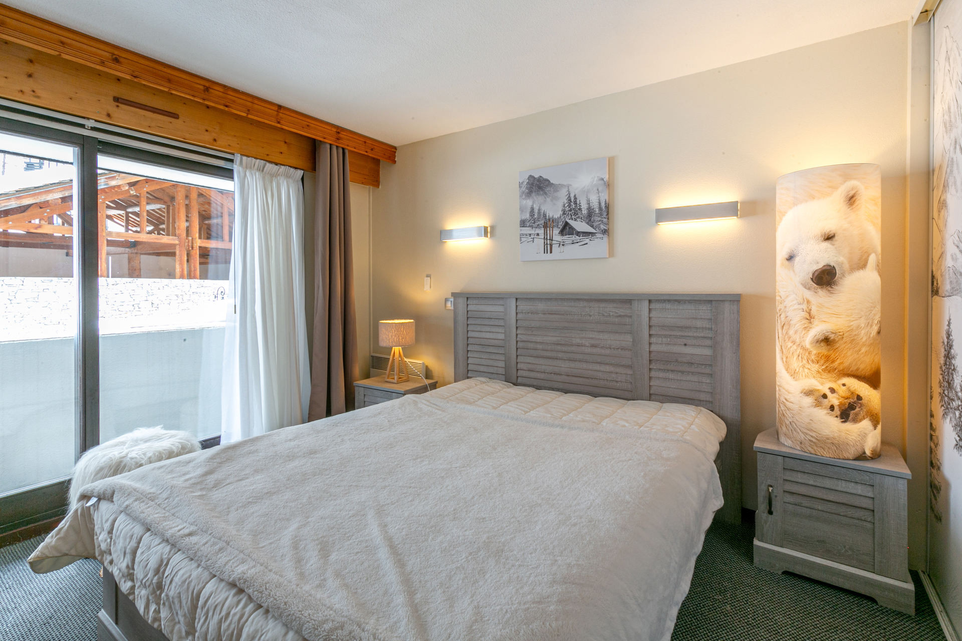 _lv_images__lot_0001110005_08_1456065