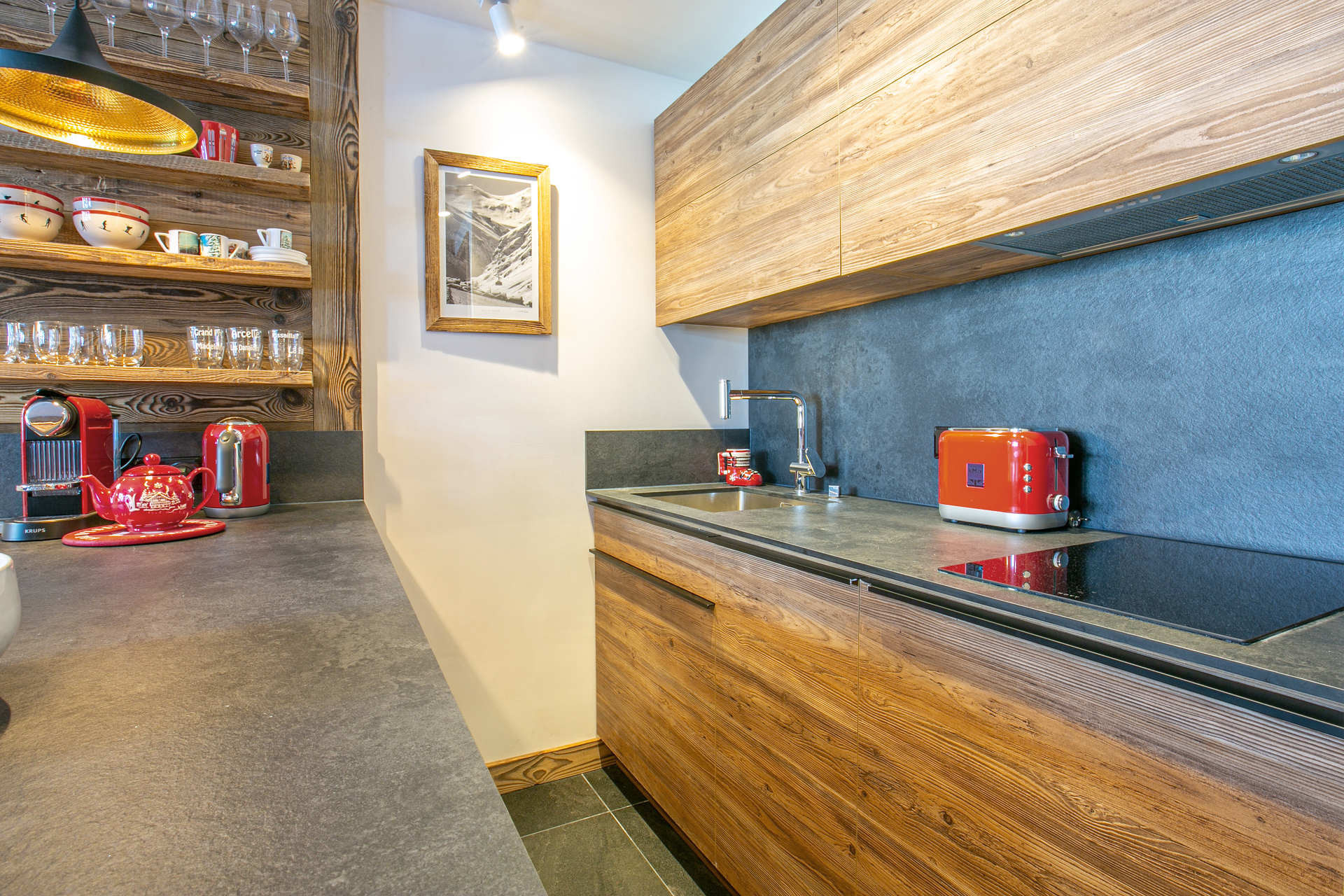 _lv_images__lot_0001120103_05_1456273