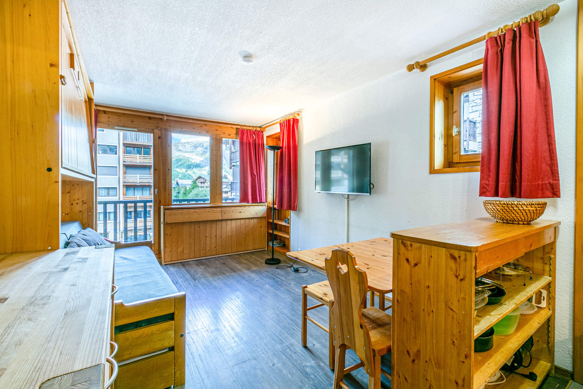 _lv_images__lot_0001120271_01_1458543