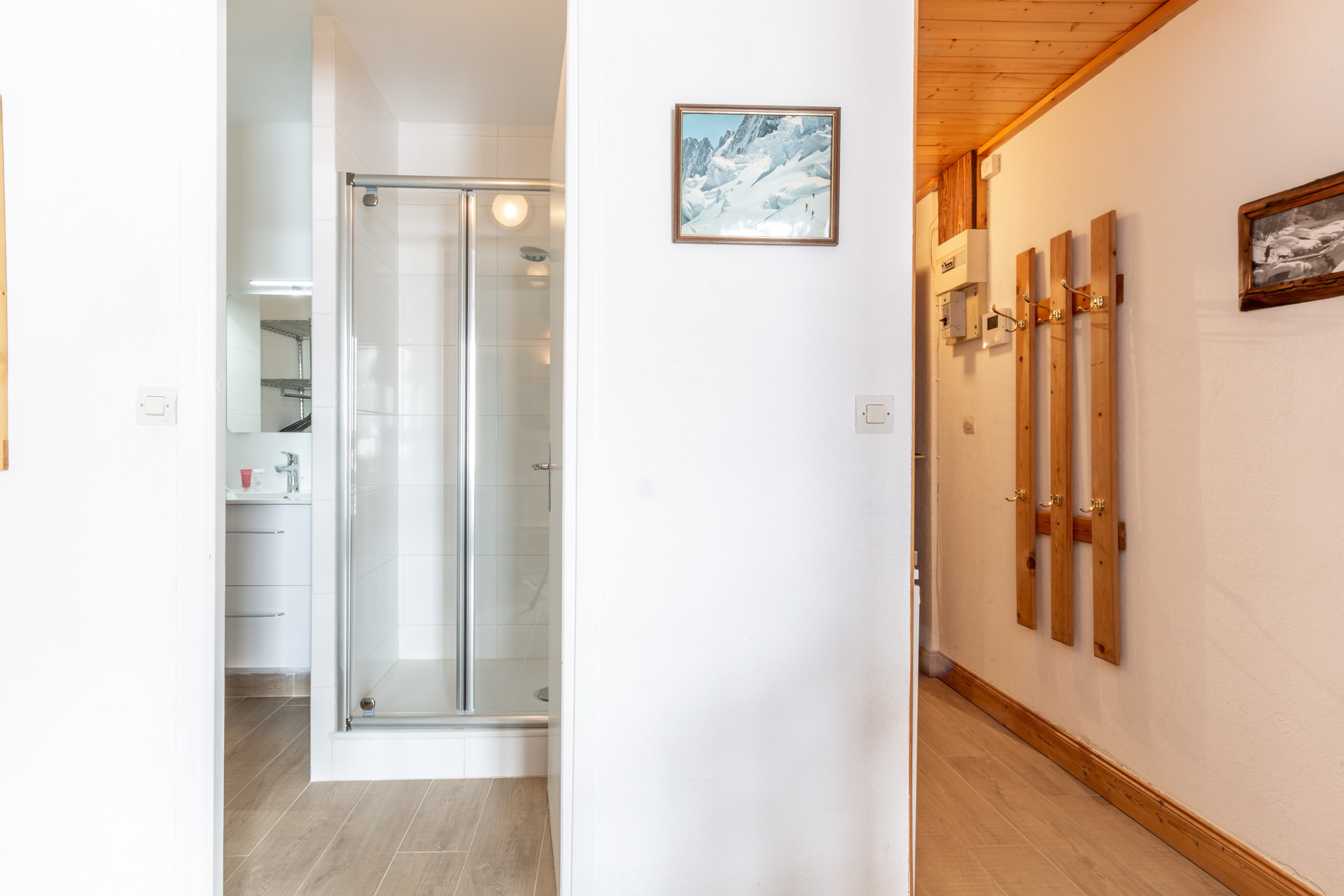 _lv_images__lot_0001190003_07_1458579