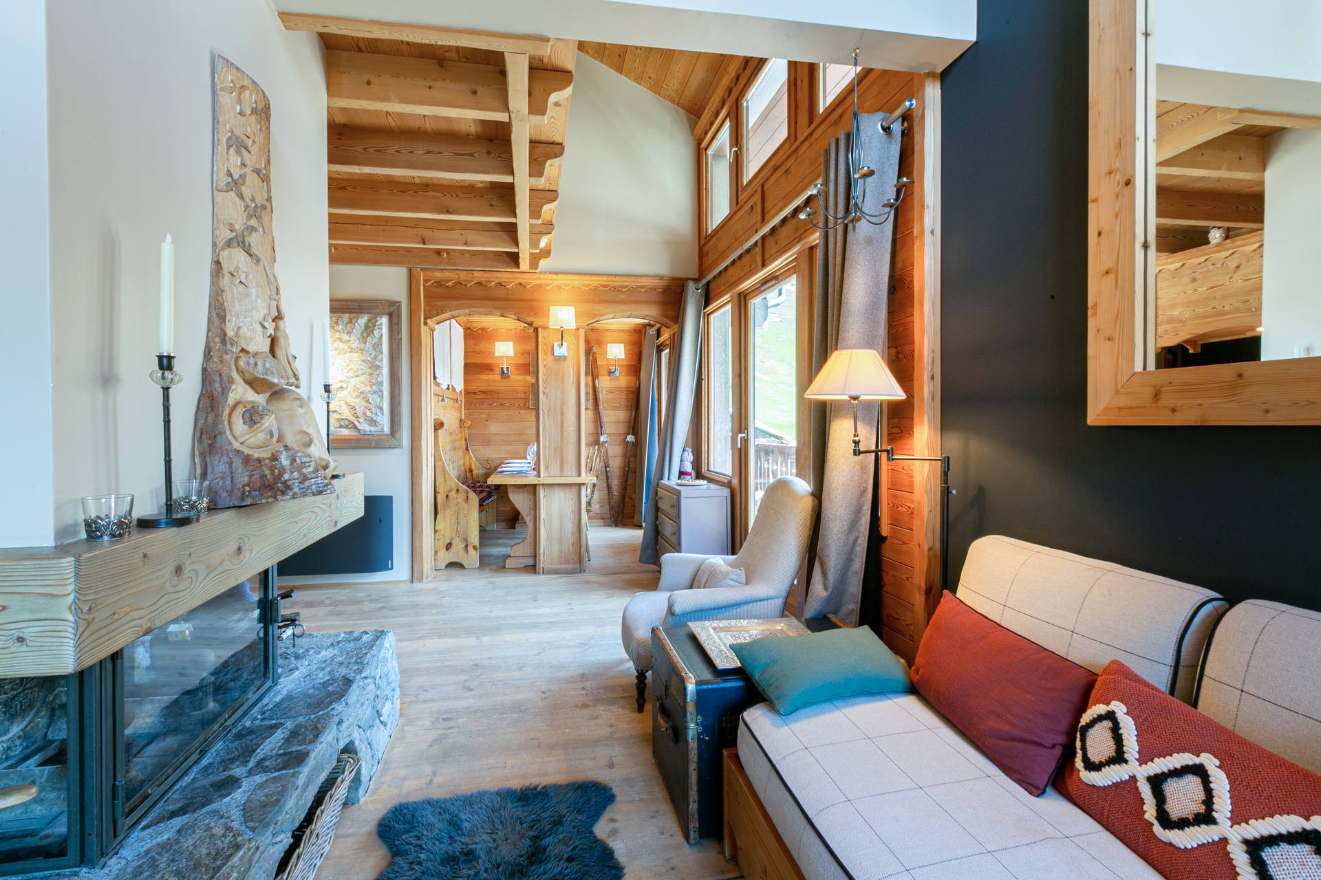 _lv_images__lot_0001220001_03_1457191