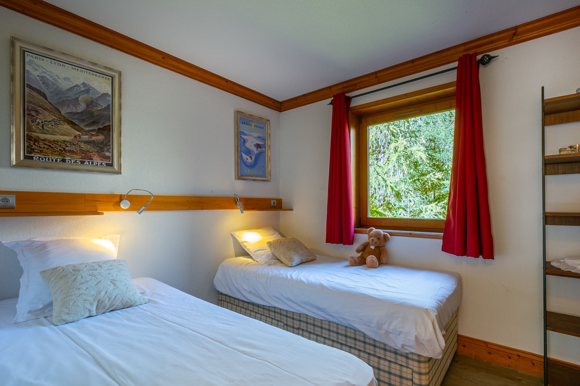 _lv_images__lot_0001380015_07_1458264