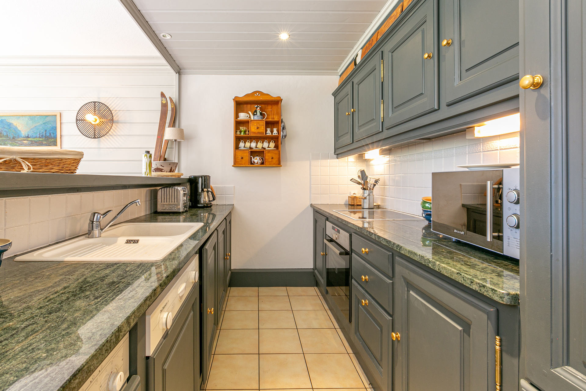 _lv_images__lot_0001420006_05_1456962