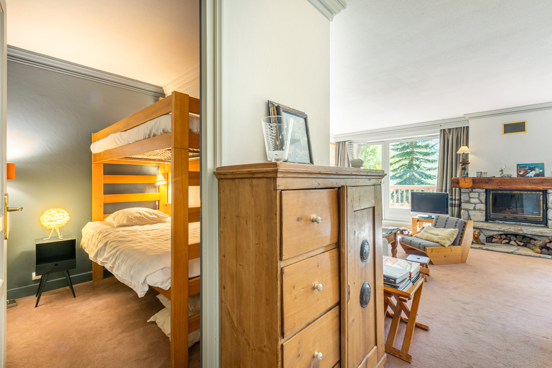 _lv_images__lot_0001420006_06_1456963