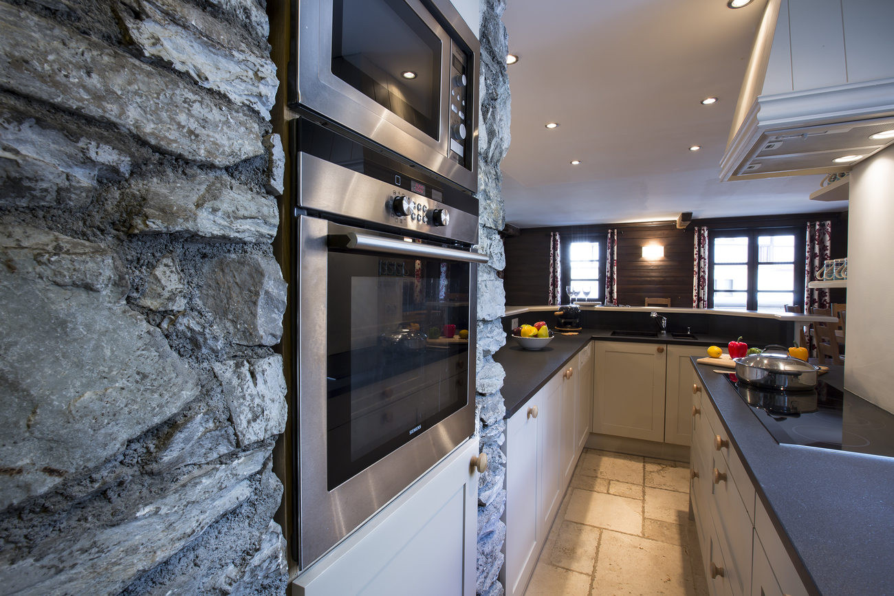 _lv_images__lot_0001430001_04_1456579