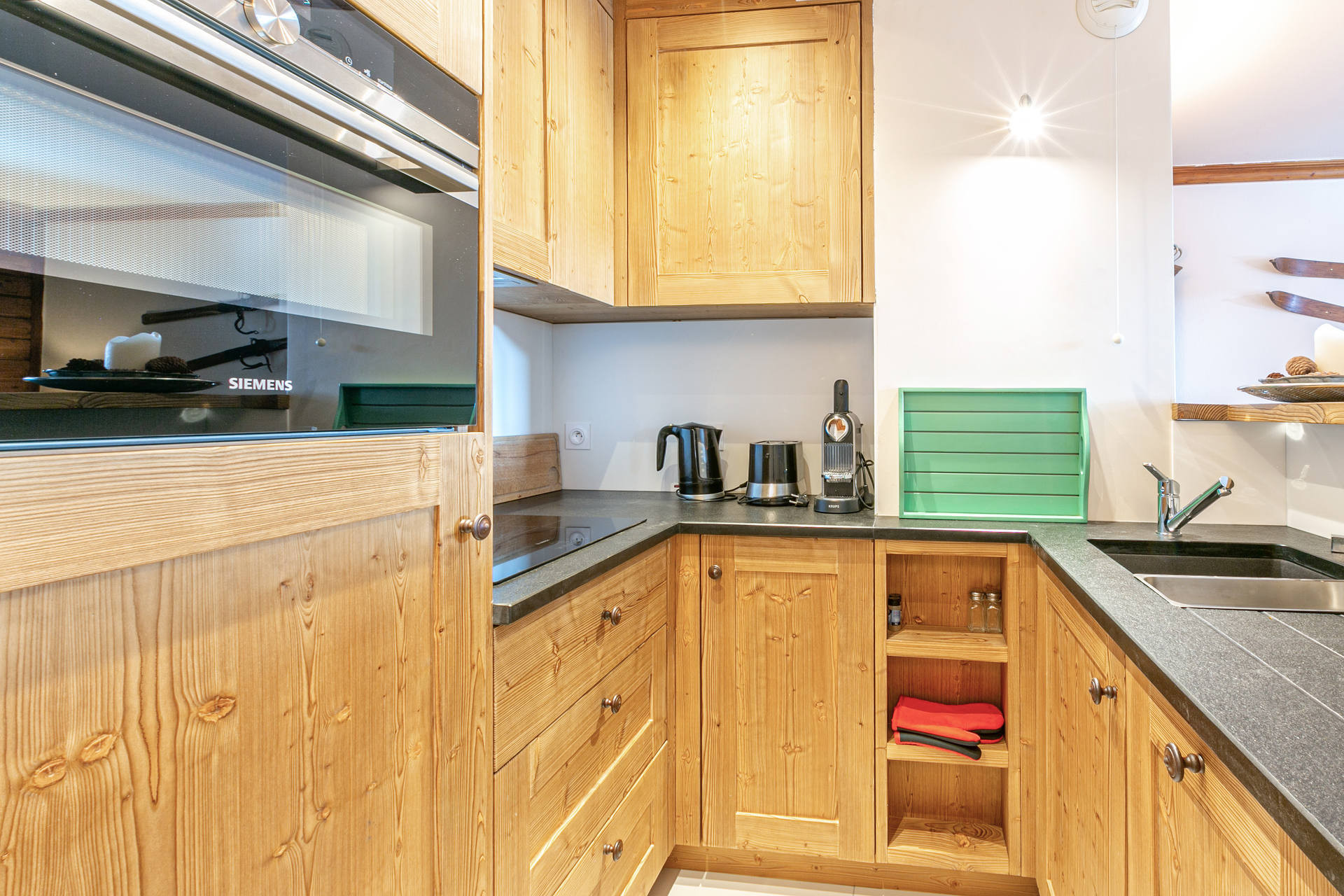 _lv_images__lot_0001430010_05_1455386