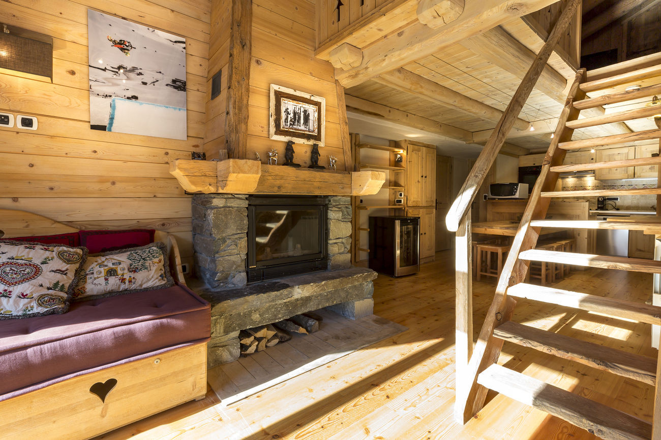 _lv_images__lot_0001690002_03_1457207