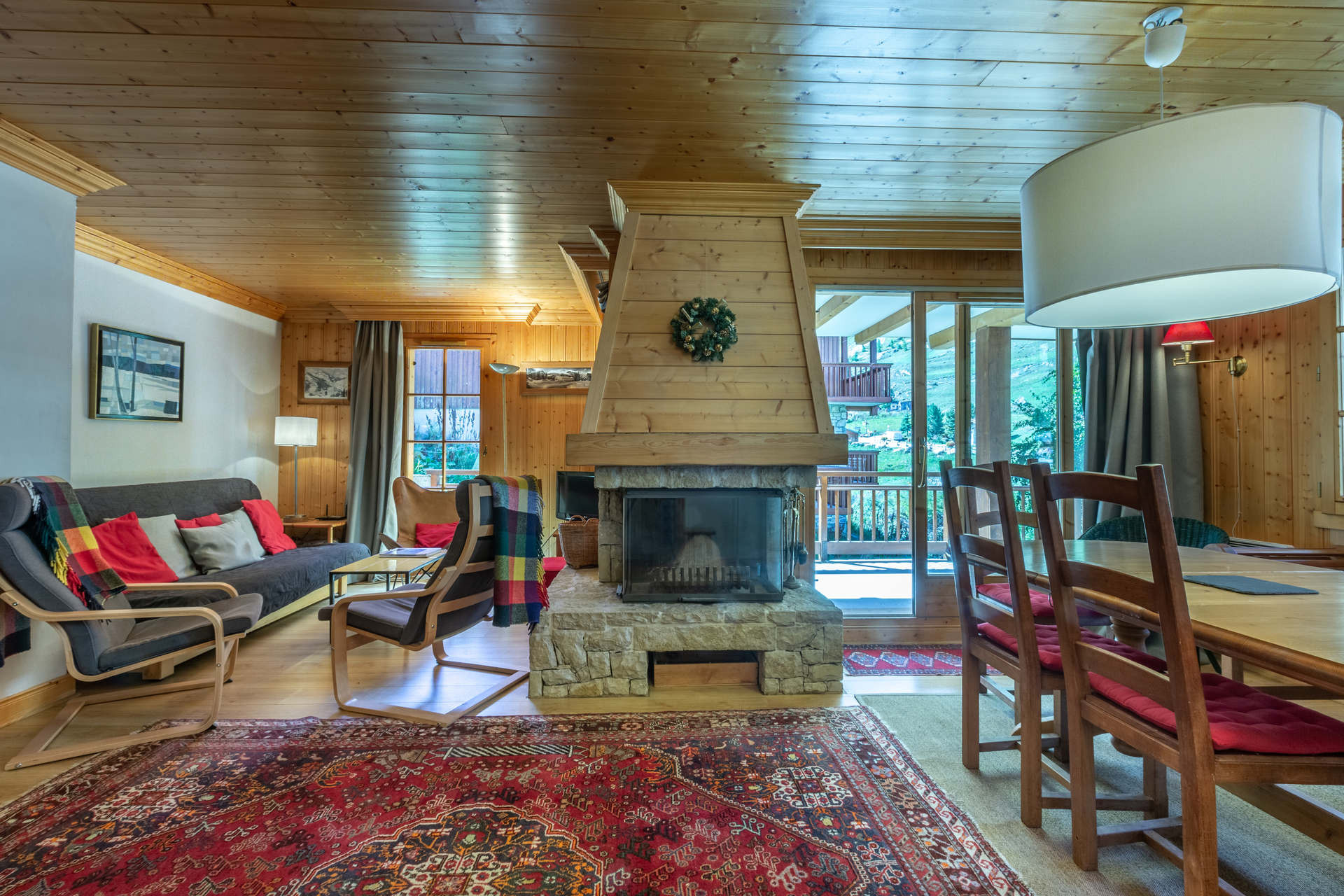 _lv_images__lot_0001770001_02_1457114