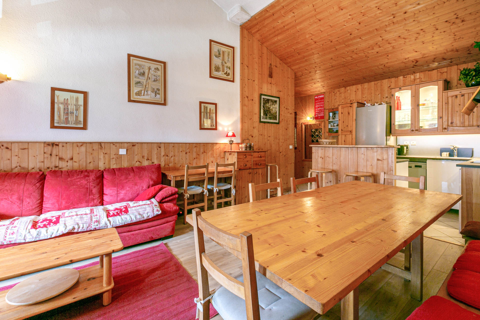 _lv_images__lot_0002060025_01_1456544