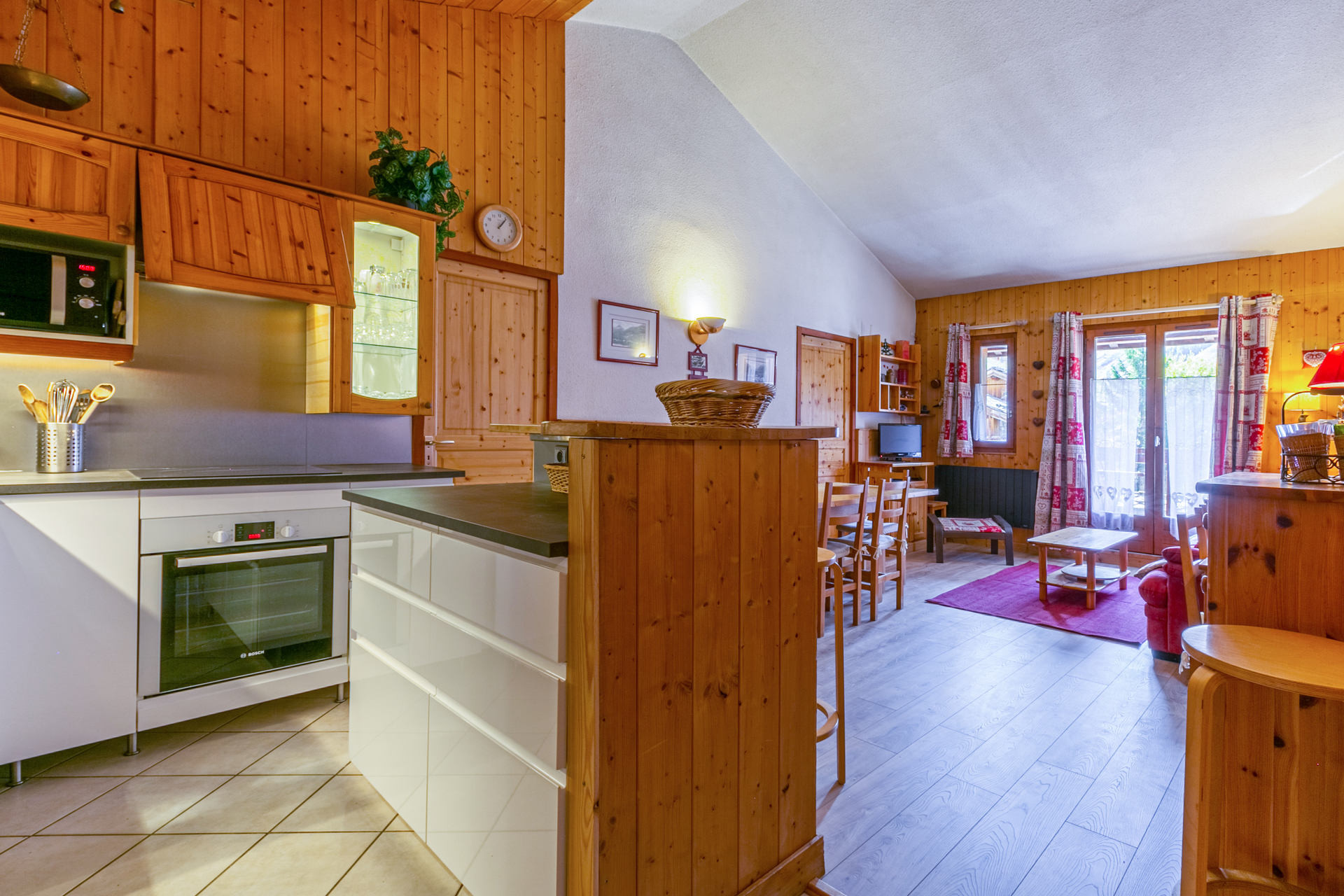 _lv_images__lot_0002060025_05_1456548