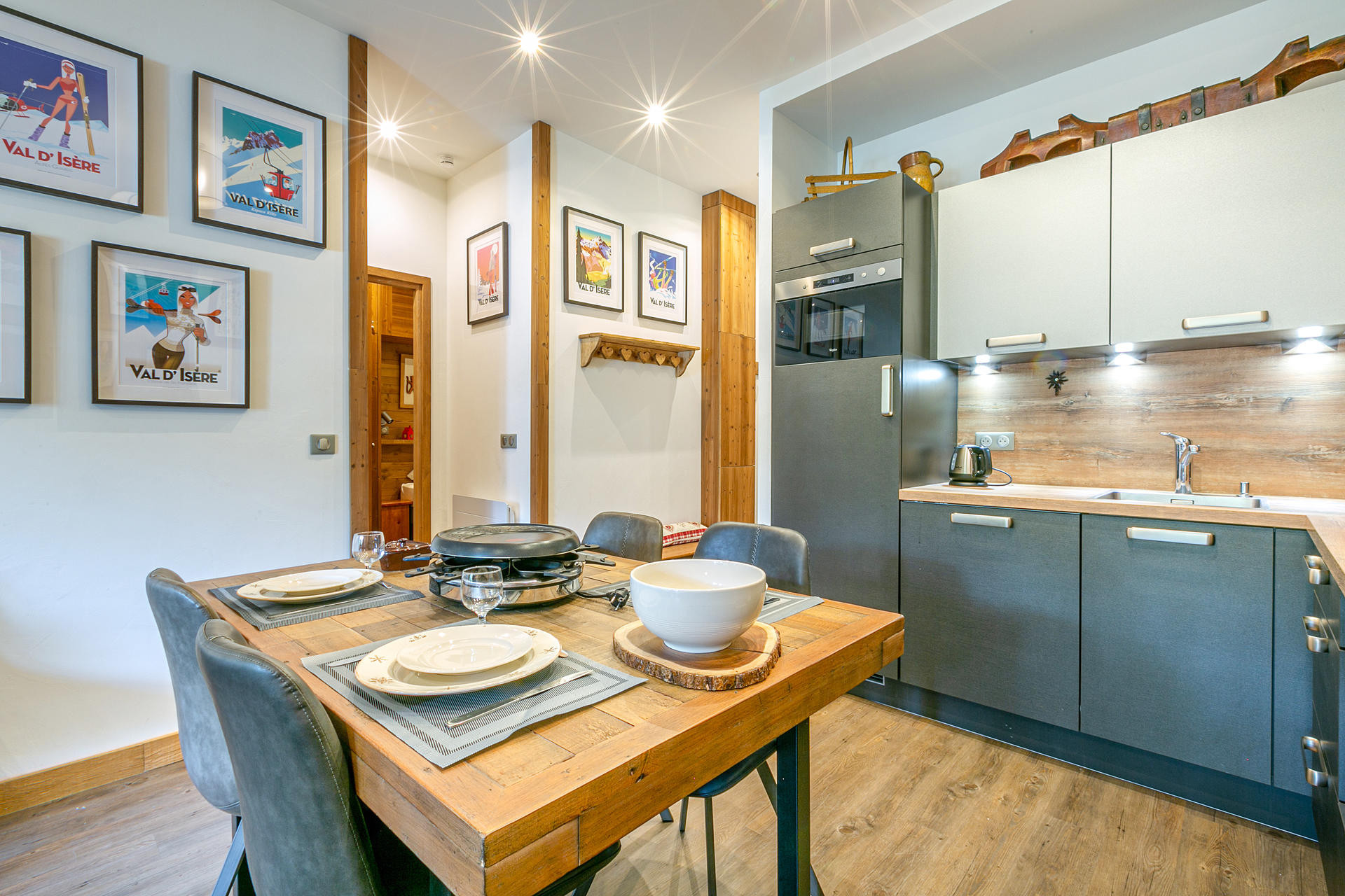 _lv_images__lot_0002080001_07_1456763