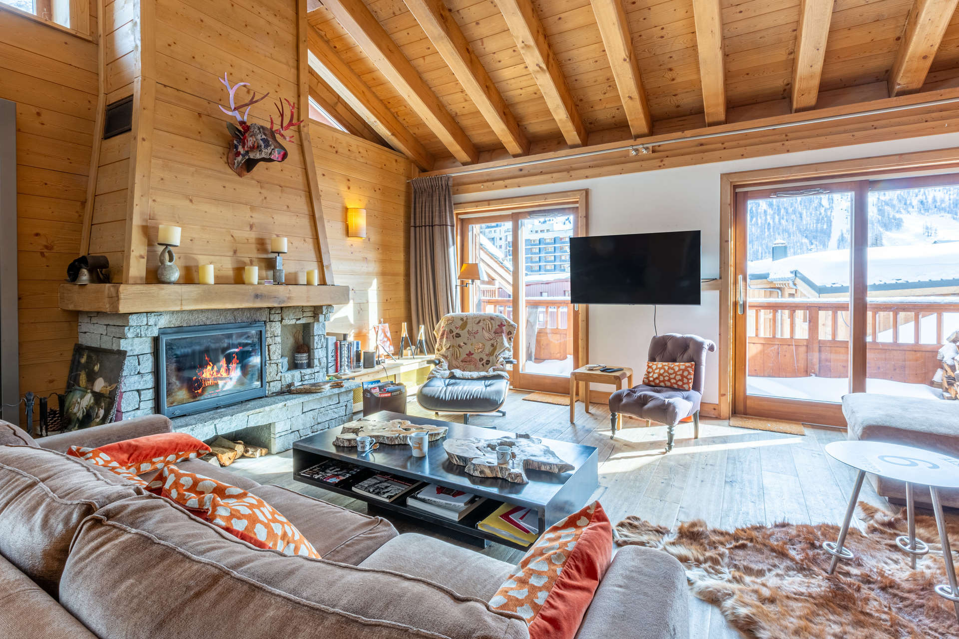 _lv_images__lot_0002200005_02_1456437