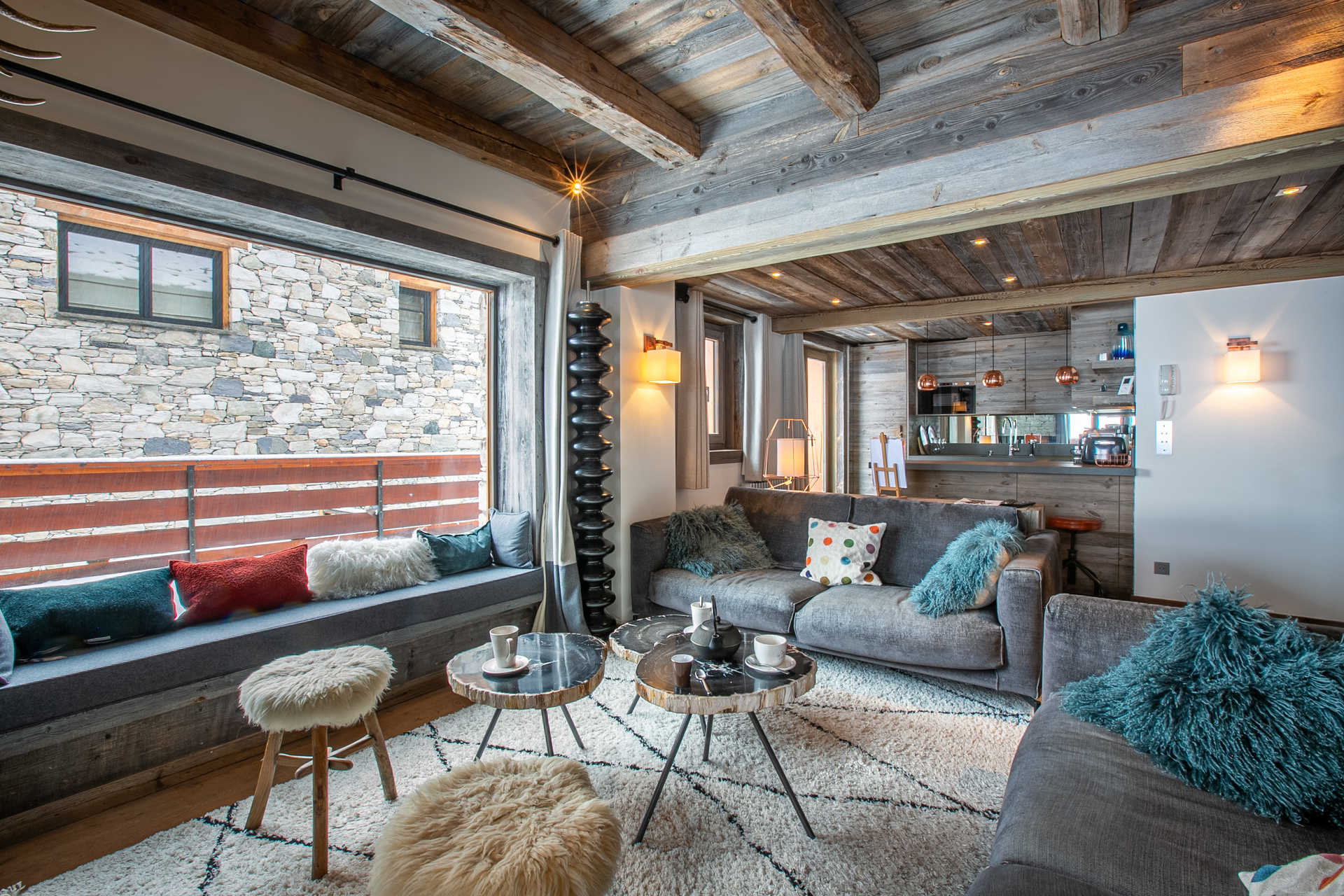 _lv_images__lot_0002340001_03_1454819