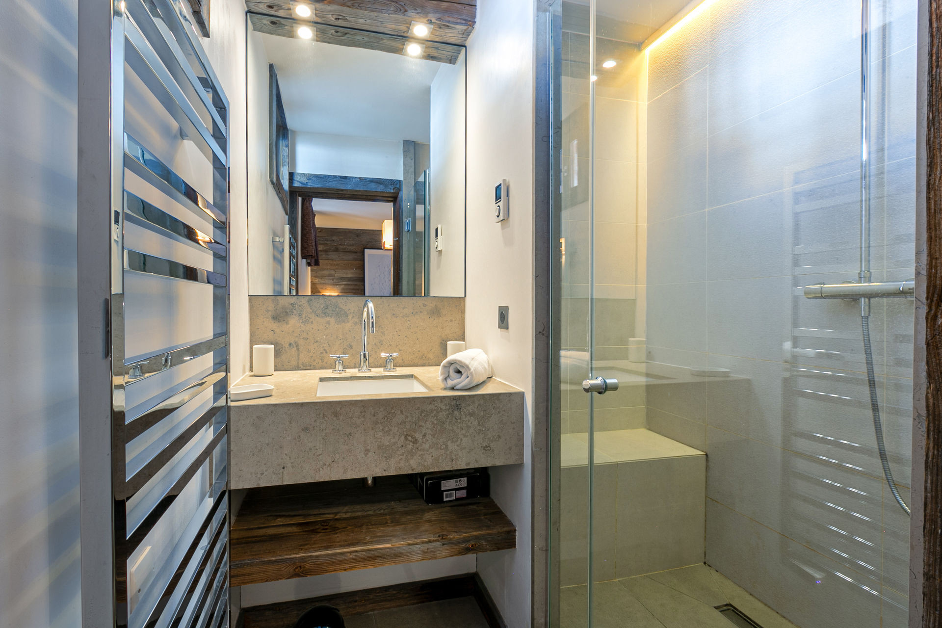 _lv_images__lot_0002340001_14_1454830