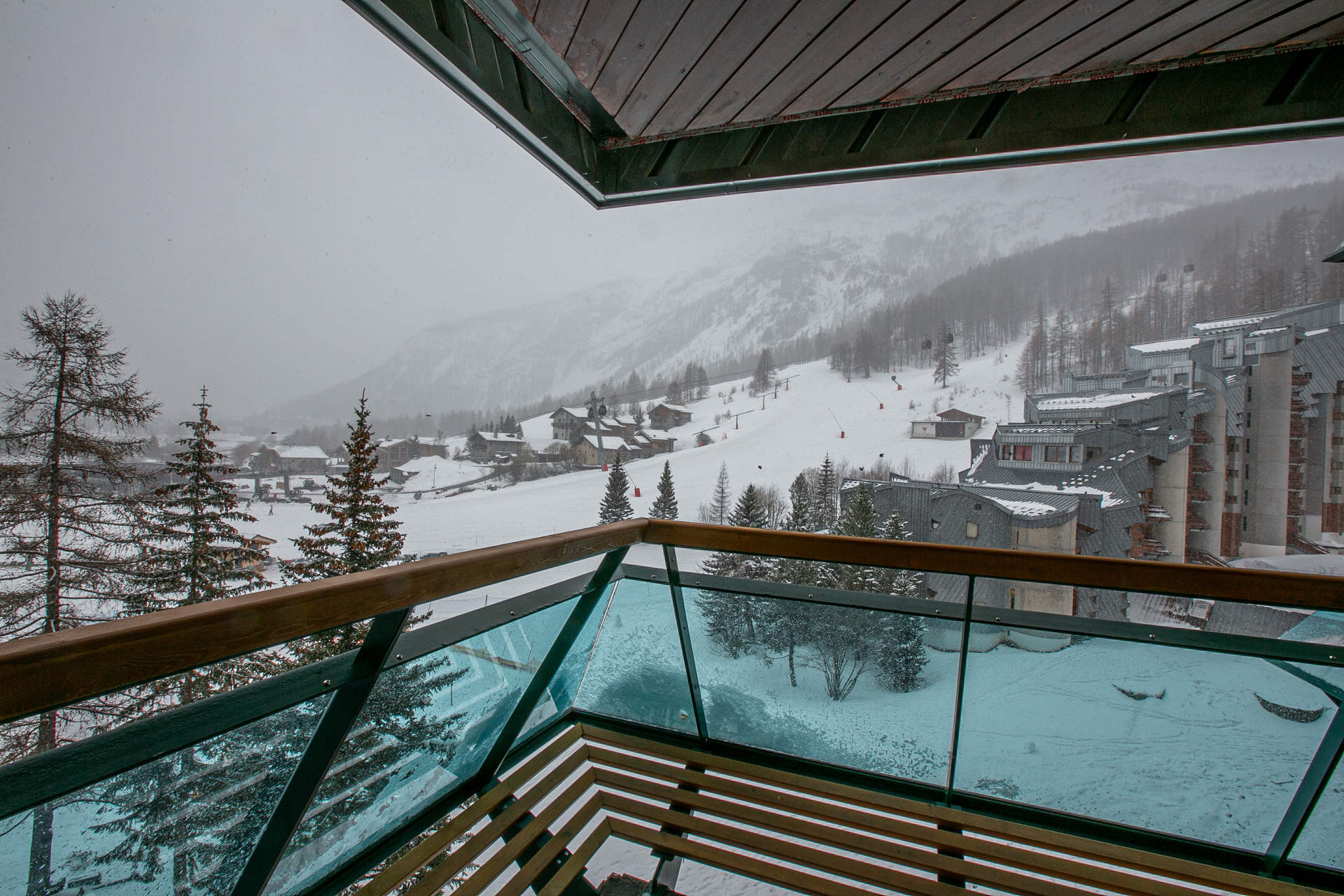 _lv_images__lot_0002340024_13_1456433