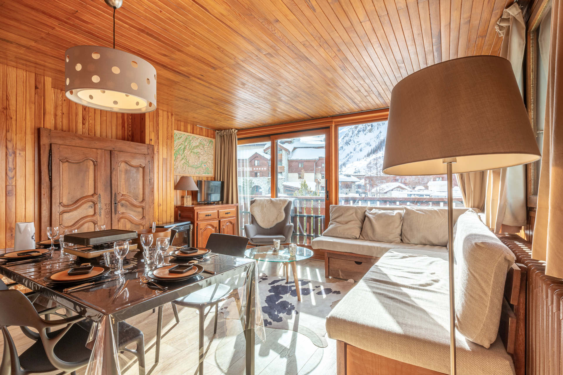 _lv_images__lot_0002340030_03_1457024