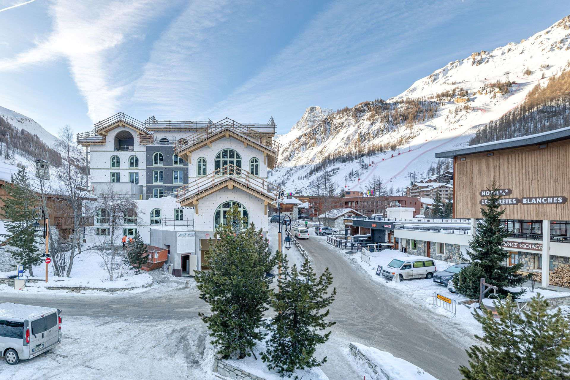 _lv_images__lot_0002340030_16_1457035