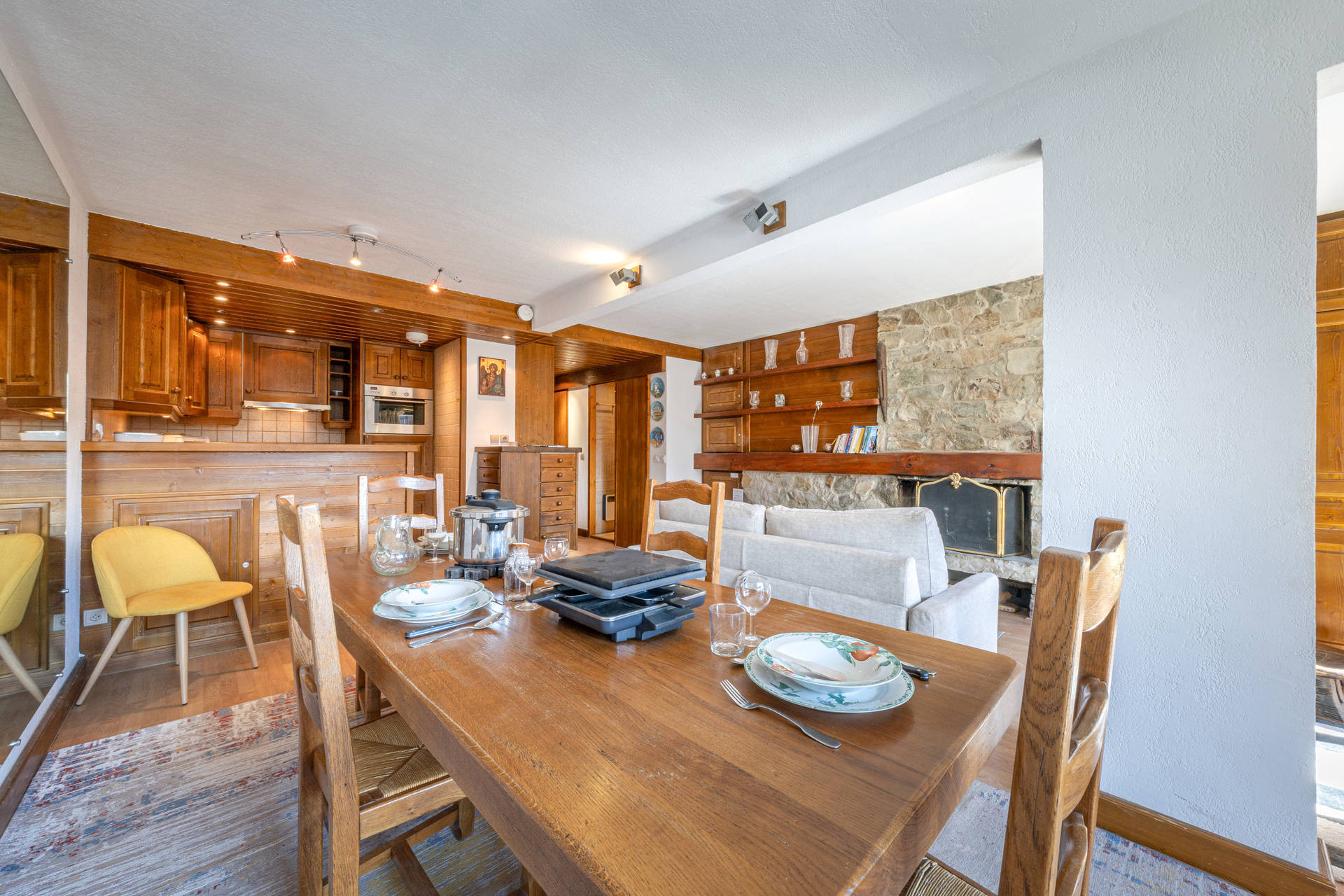 _lv_images__lot_0002340032_05_1455722