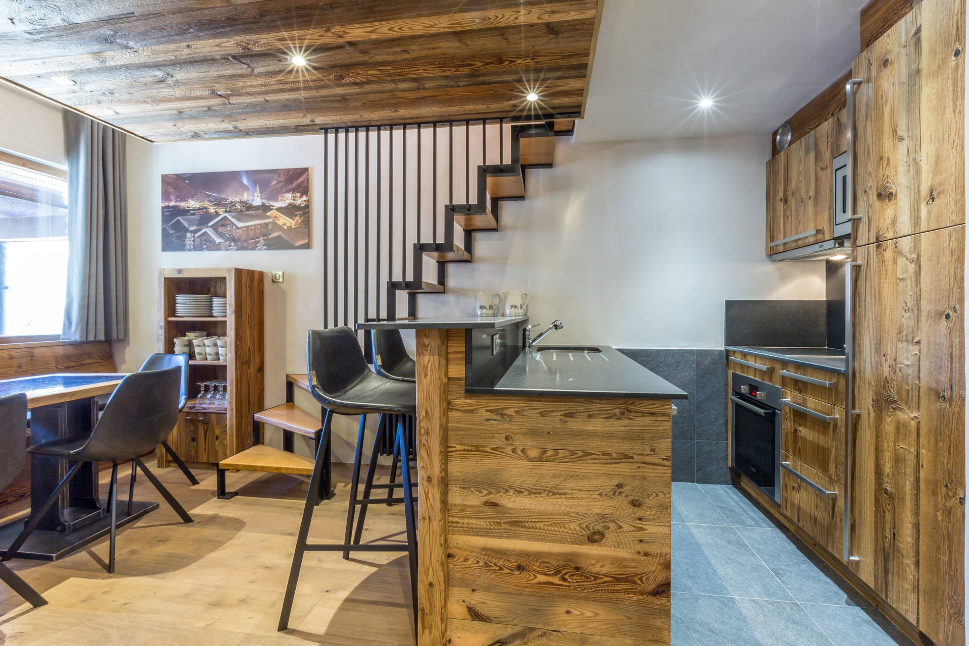 _lv_images__lot_0002340036_04_1455370